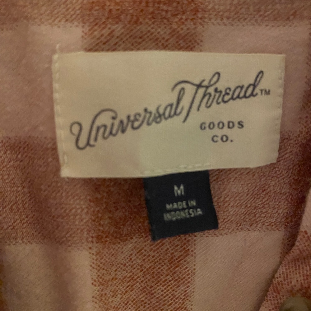 Universal Thread Women's Plaid Long Sleeve Button-Down Shirt in Pink - Picture 4 of 7